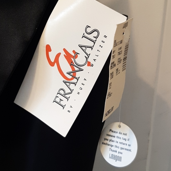 Stunning Plunging Backless Black Halter Gown - Picture 6 of 16